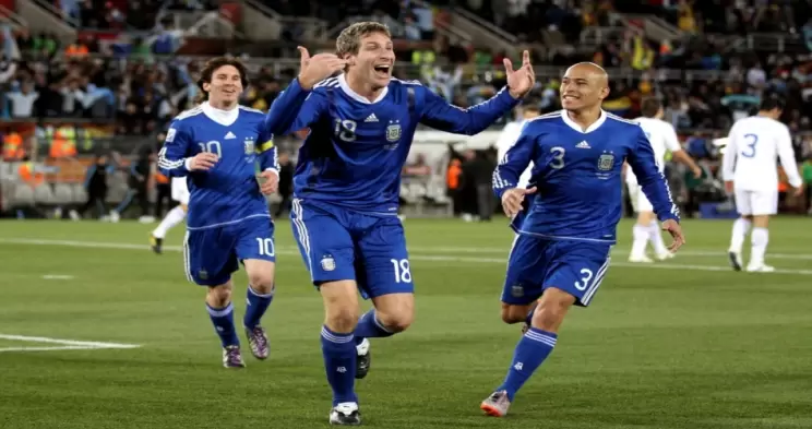 名古屋鲸八直播_名古屋鲸八在线免费体育直播_名古屋鲸八多维度体育直播赛事高清直播平台-24直播